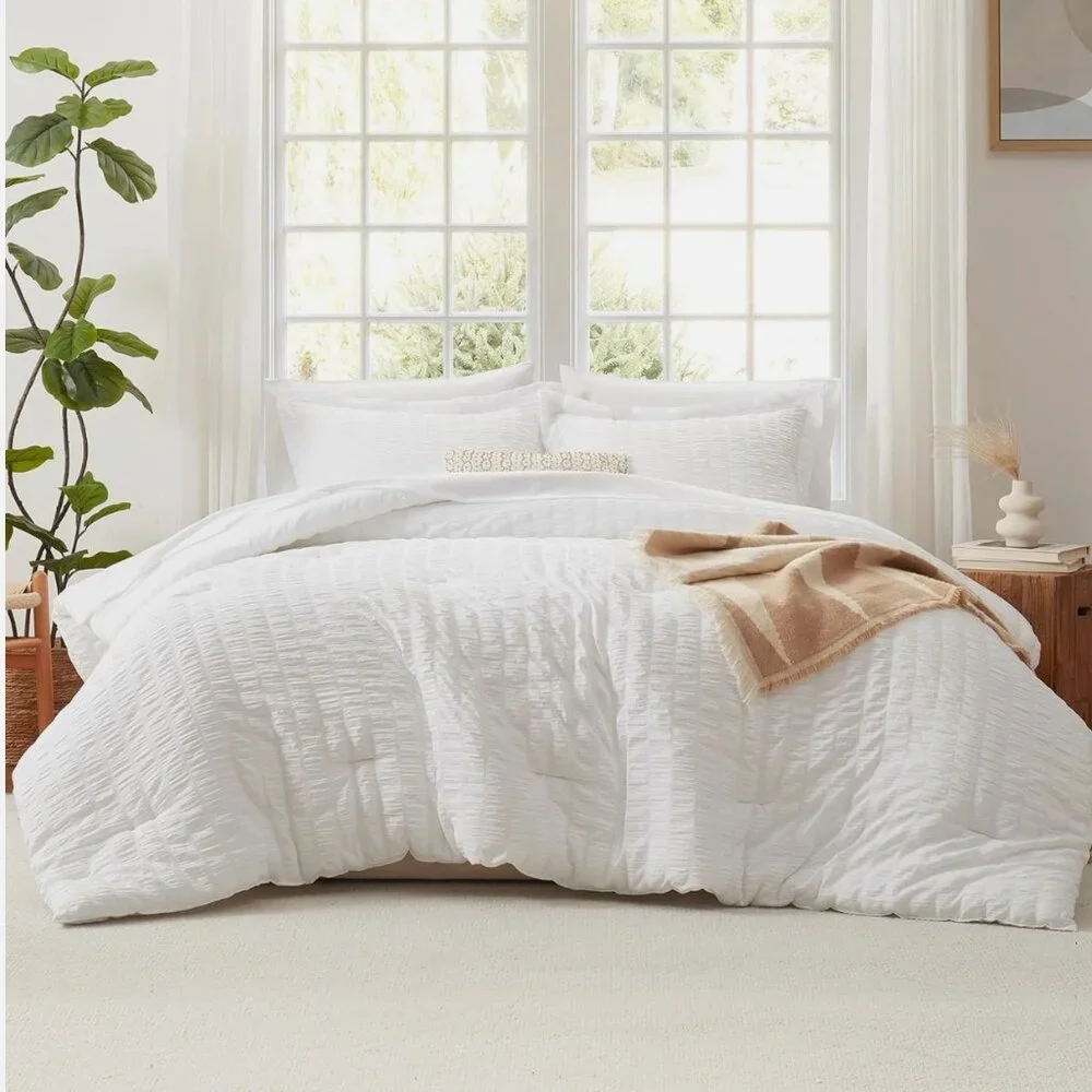 Twin XL Seersucker Comforter Set with Sheets White 5 Pieces